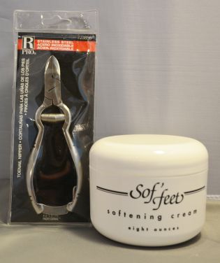 Sof'feet Softening Cream 8 oz with Revlon Professional Stainless Steel Toenail Nippers