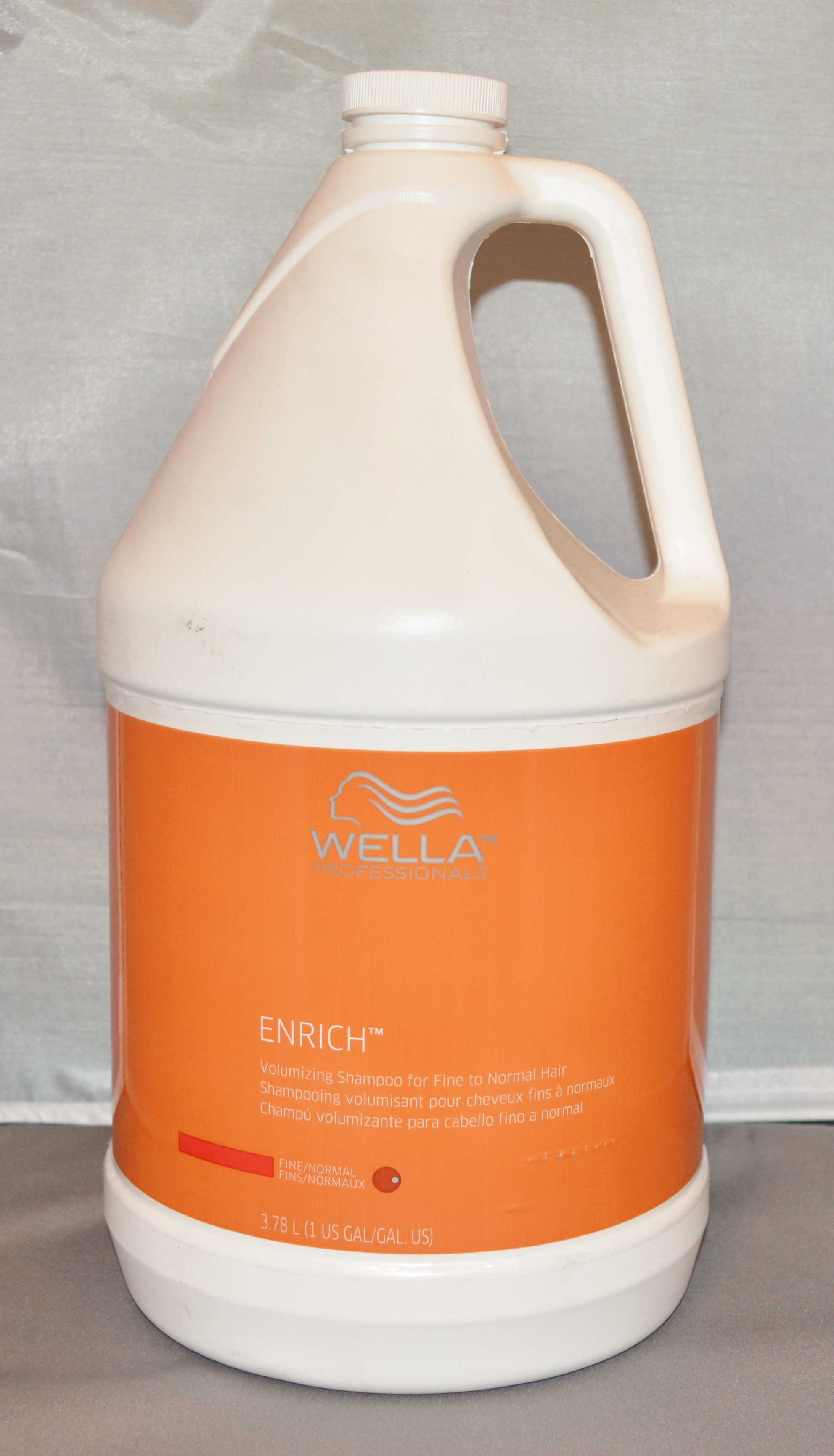 Wella Enrich Volumizing Shampoo for Fine to Normal Hair Gallon/128oz